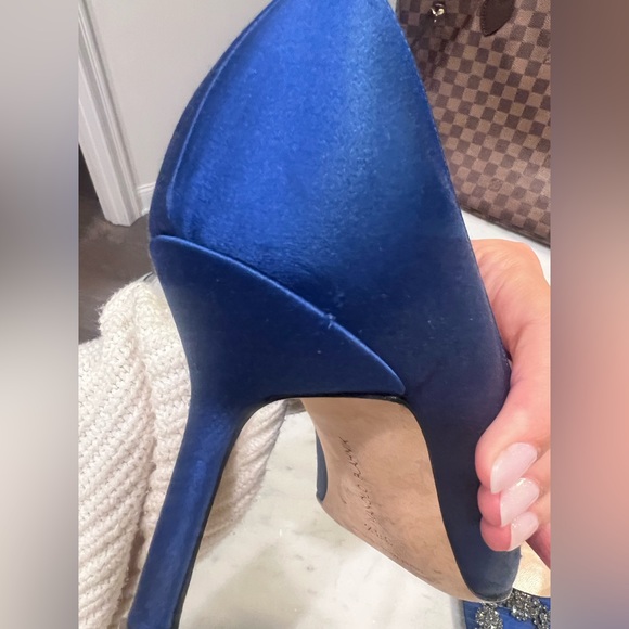 Manolo Hangisi 70MM Embellished Satin Pumps - Blue 38.5 - Picture 3 of 5
